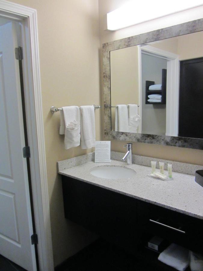 Staybridge Suites Amarillo Western Crossing By Ihg Номер фото